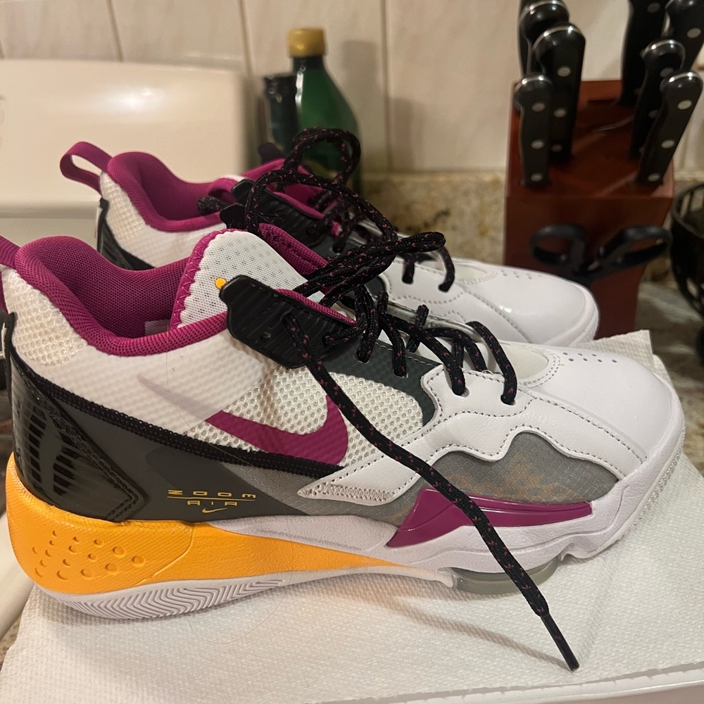 Womens Jordan Zoom ‘92